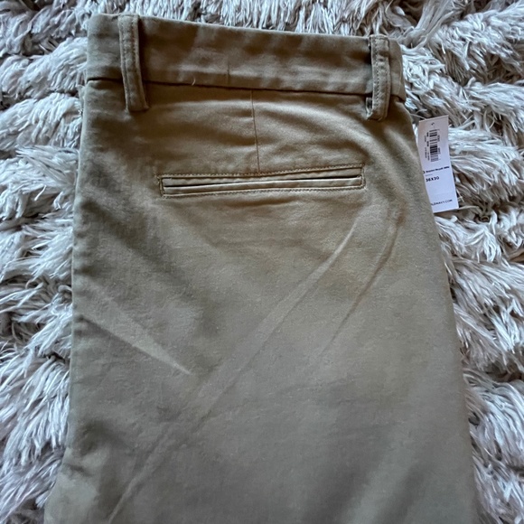 Old Navy Men's Ultimate Slim Plants Size 36X30 Khaki - Picture 8 of 10